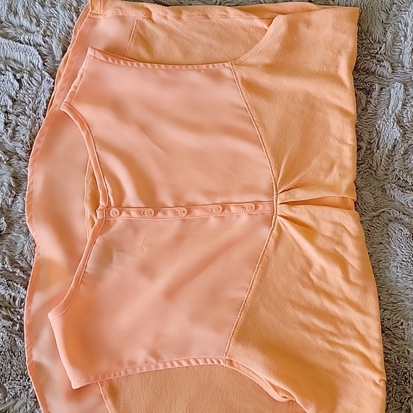 Peach Dressy Tank - Picture 4 of 4